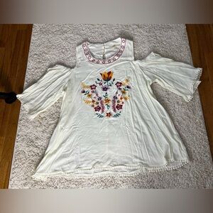 Women’s Large ODDY Open Shoulder Blouse NWT